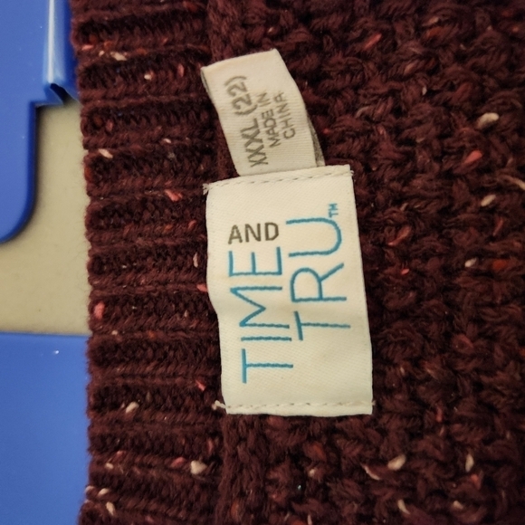 Time and Tru Sweater - Picture 6 of 6